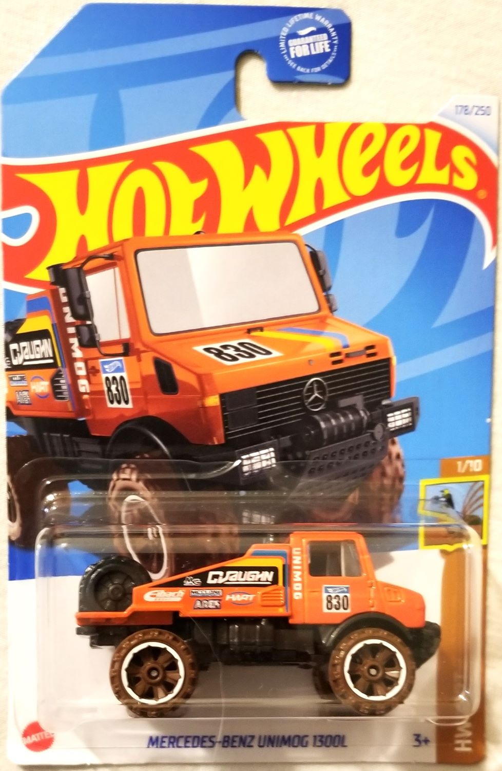 メルセデス・ベンツ Unimog 1/10 Hot Wheels - 2024 HW Dirt 1/10 Mercedes-Benz Unimog 1300L 178/250