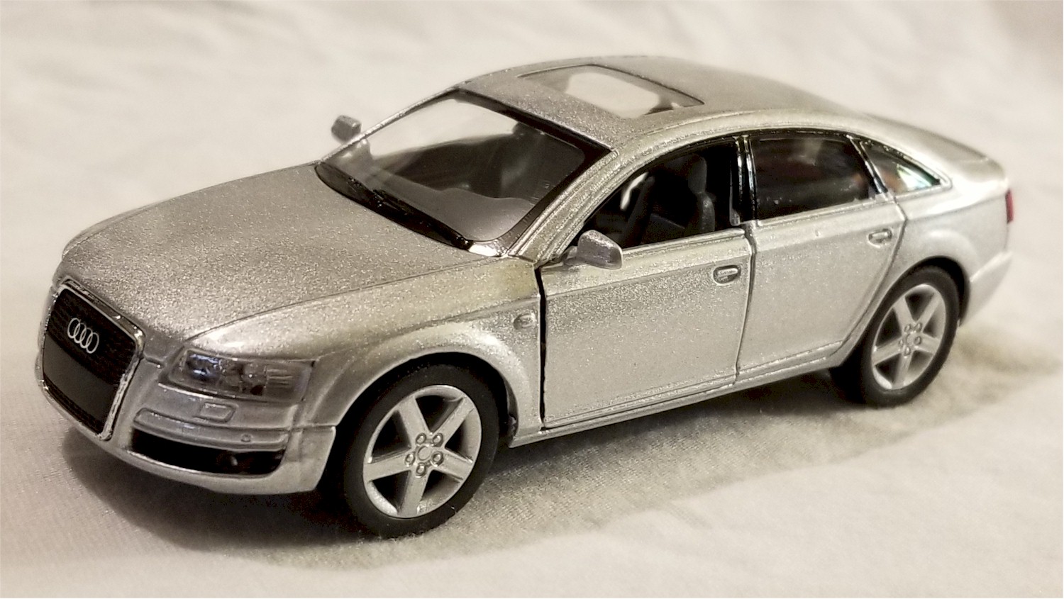 kinsmart audi a6