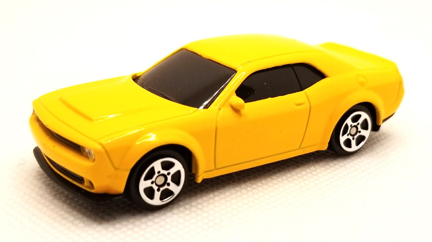 RMZ City - 1/64 Scale Model Dodge Challenger SRT Demon Yellow