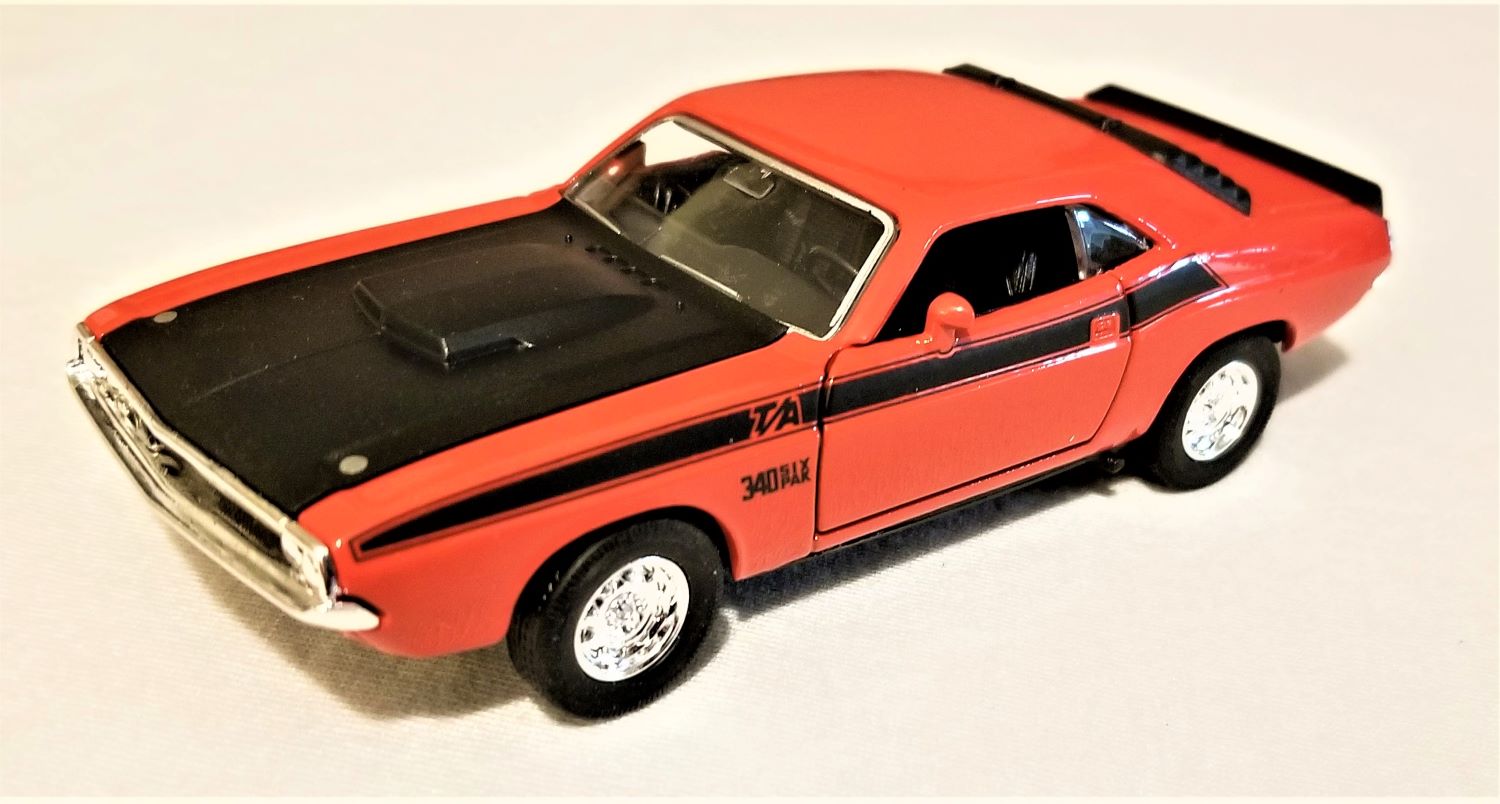 Welly - 1:34-1:39 Scale Model 1970 Dodge Challenger T/A Orange